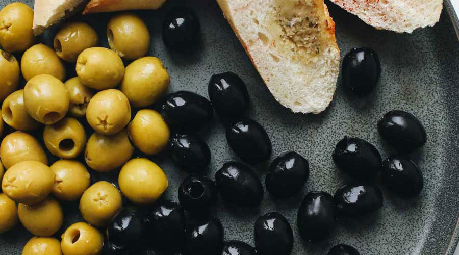 فواید و خواص روغن زیتون برای بدن